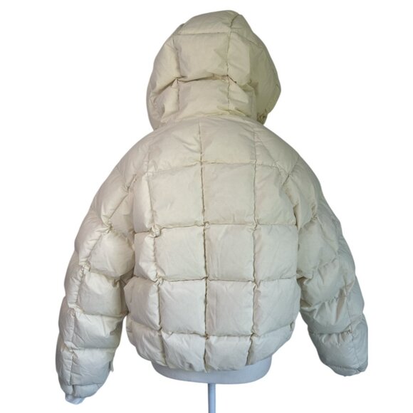Cordova Oza Ski Puffer in Alabaster Small New Womens Jacket Down Ski Coat - Picture 8 of 17